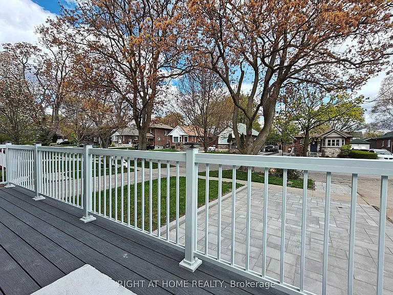 92 Cadillac Ave S #UPPER — Photo 4