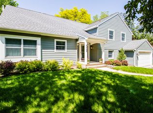 5422 S Hill Dr, Madison, WI 53705