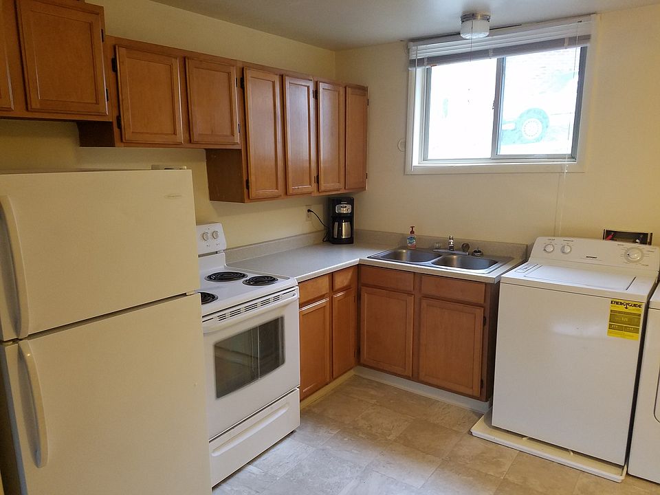 1st image of 815-835 N Davis St #819-1