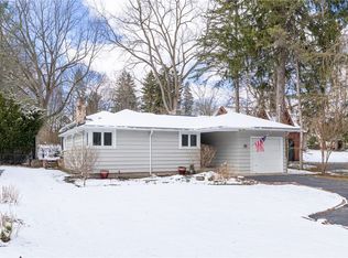 437 Landing Rd N, Rochester, NY 14625