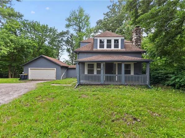 8309 E Gregory Blvd, Kansas City, MO 64131