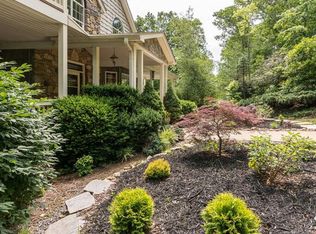 16 Windsong Dr, Fairview, NC 28730