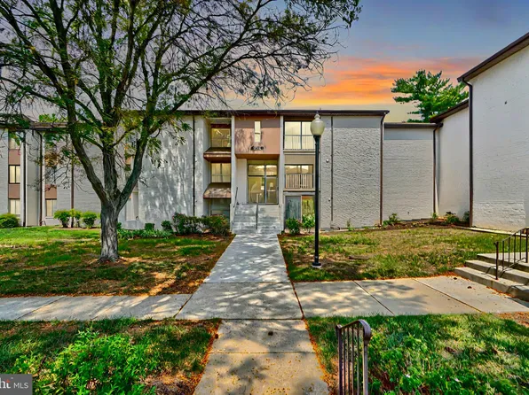 8015 Mandan Rd APT 104, Greenbelt, MD 20770
