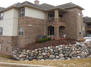 3101 W Drexel Ave UNIT 207, Franklin, WI 53132
