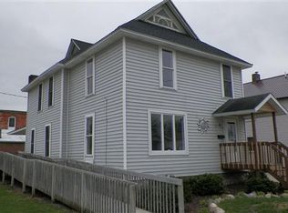 103 N Huron St, Cheboygan, MI 49721