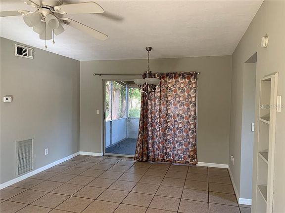 4th image of 2418 Adams Ave