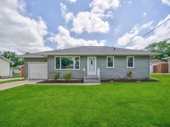 1129 Maxine Ave, Waterloo, IA 50701