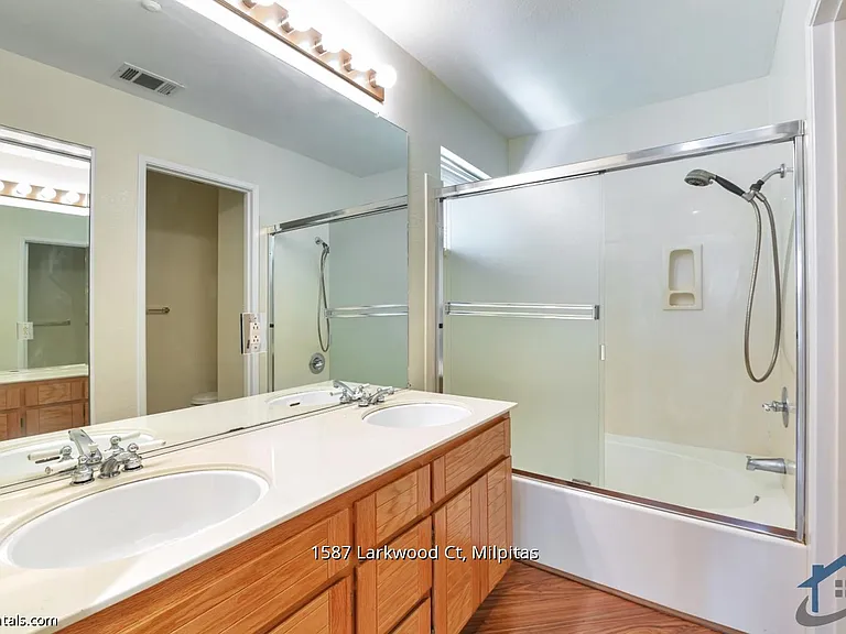 1587 Larkwood Ct — Photo 14