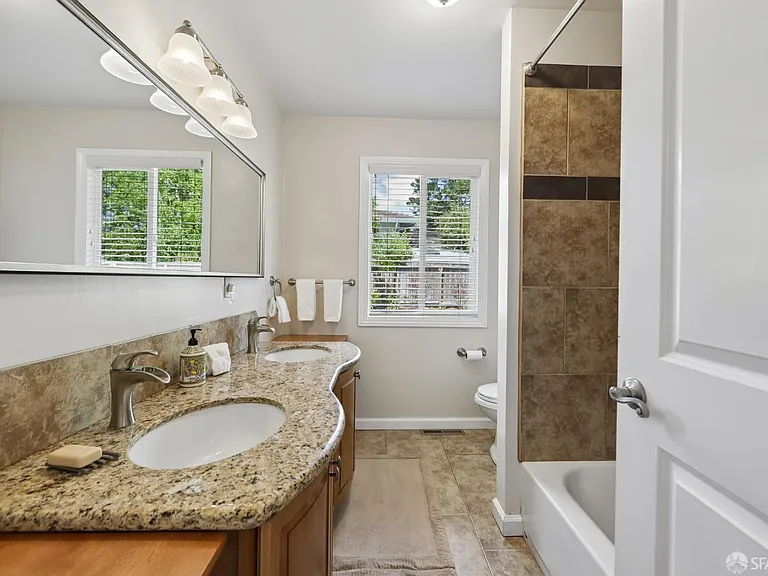 4052 Costado Rd — Photo 23