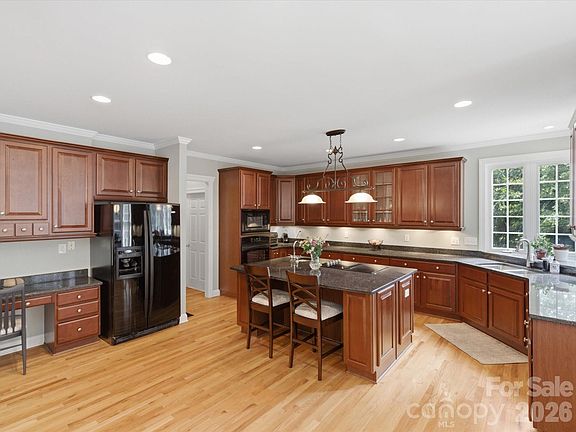 4th image of 8404 Denholme Dr