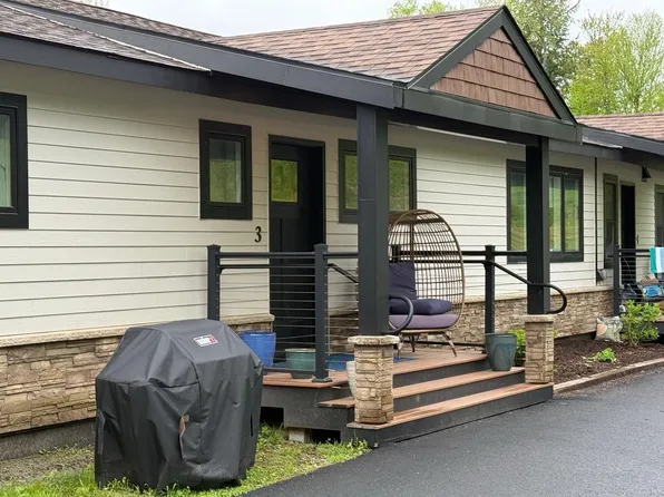 2366 mountain Road unit 3, Stowe, VT 05672