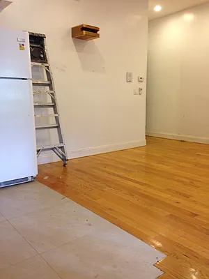 Rented by P Management | media 17