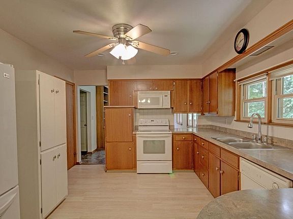 3rd image of 4059 Orlando Dr