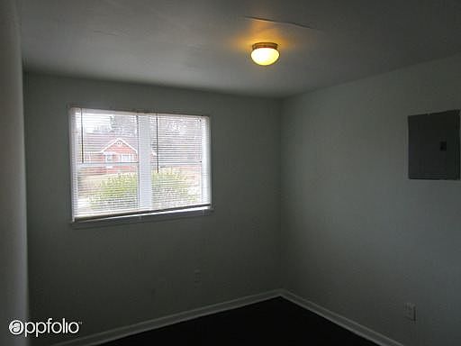 4th image of 206 W Corbin St
