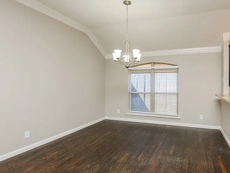 5900 Ravenya St — Photo 5