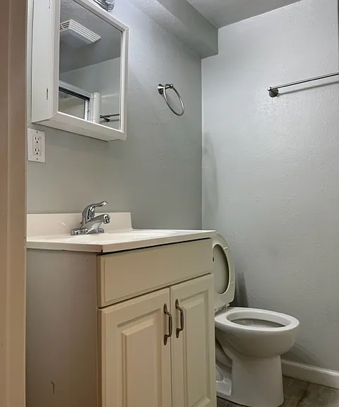 4761 22nd Ave NE #5 — Photo 6