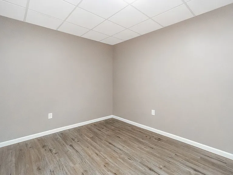 2269 Pennsylvania Ave — Photo 59
