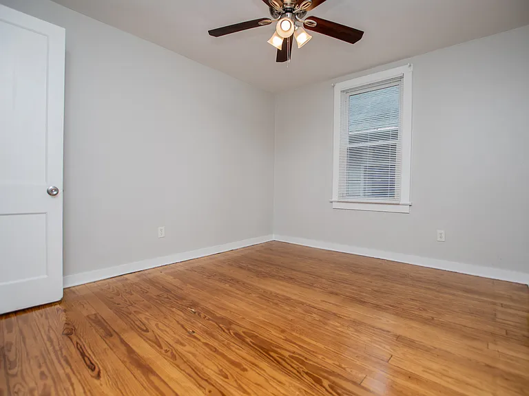 1818 Taylor Ave — Photo 20