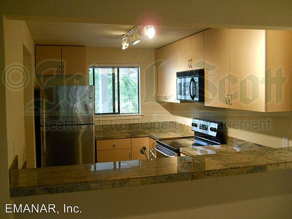 3rd image of 12519 SE 41st Pl APT B202