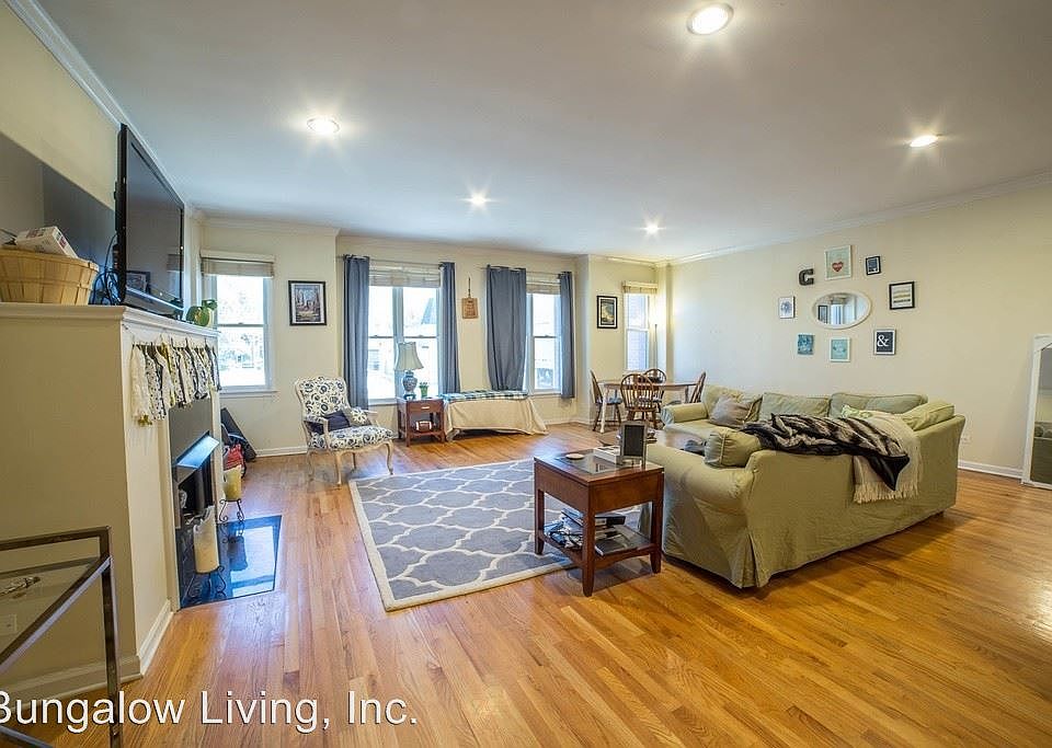 1st image of 2632 N Halsted St Ste 1