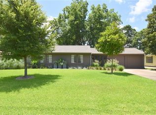 4509 Randwick Dr, Houston, TX 77092