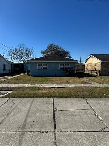 1st image of 3232 Claire Ave