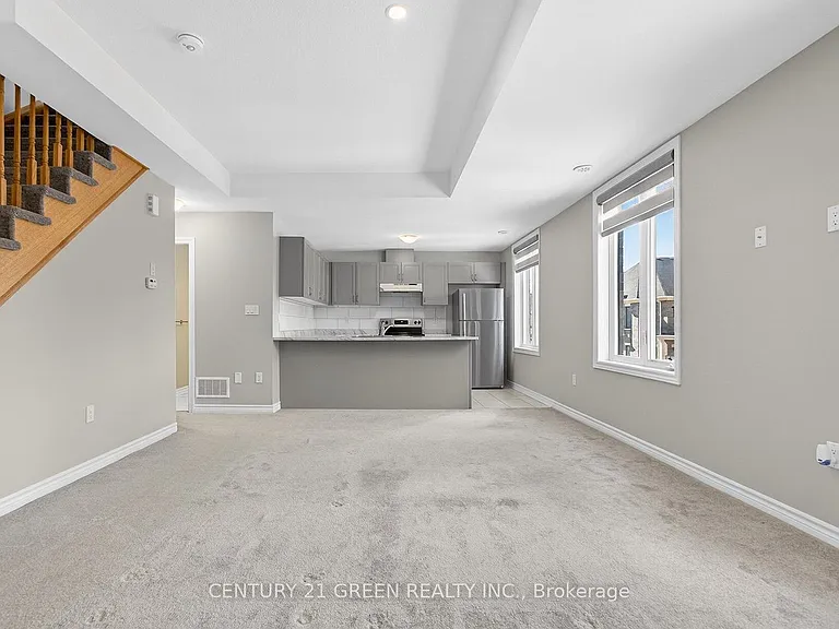 383 Dundas St E #76 — Photo 14