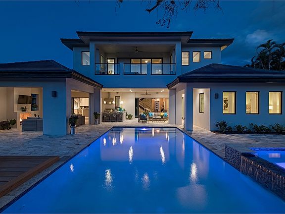 3rd image of 309 Tamiami Trl #Sd4v2t
