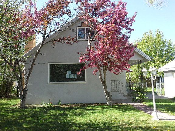 3rd image of 465 Highland Dr