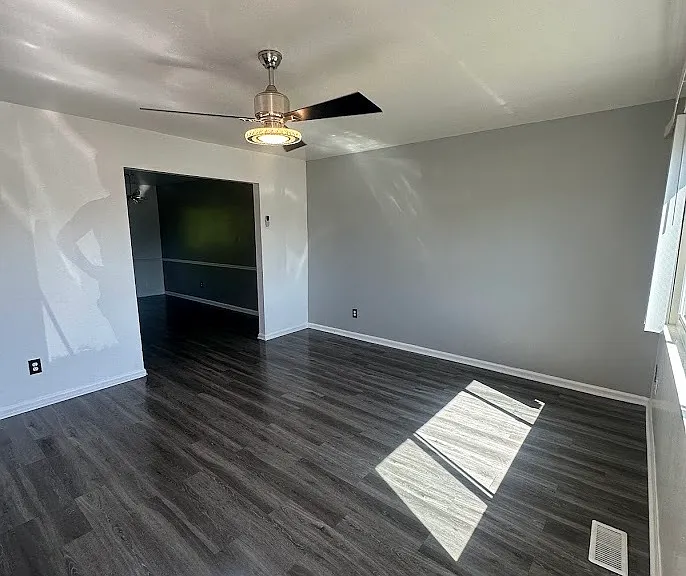 3000 Benchwood Rd — Photo 4