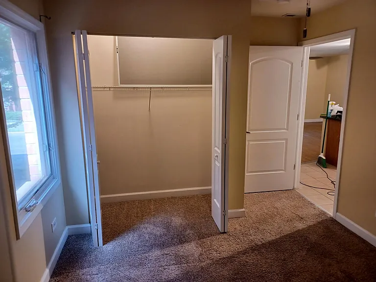 3439 Ridgeland Ave #201 — Photo 15
