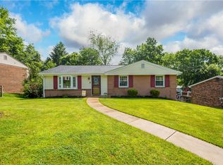 3100 Albine Dr, Glenshaw, PA 15116