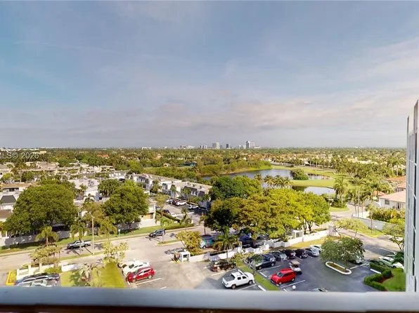 1000 Parkview Dr APT 1023, Hallandale, FL 33009