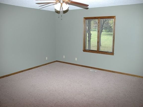 5th image of 3327 SW Friar Rd