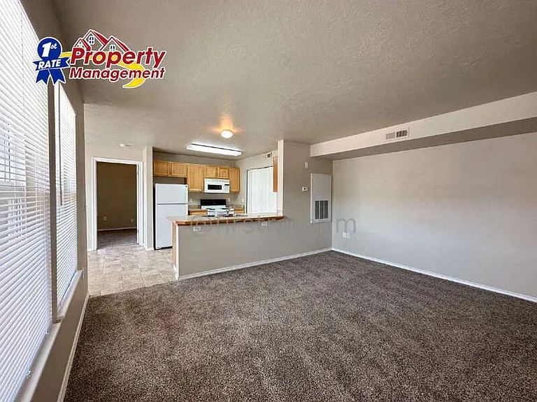 11884 W Cloverbrook Ln #202 — Photo 7