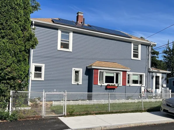 62 Turner St, Quincy, MA 02169