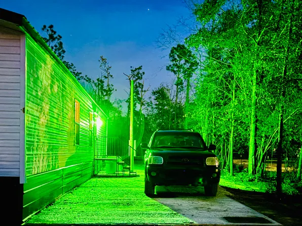 13736 Spartan Ave, Fountain, FL 32438