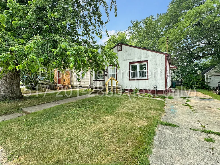 823 Holten St — Photo 2