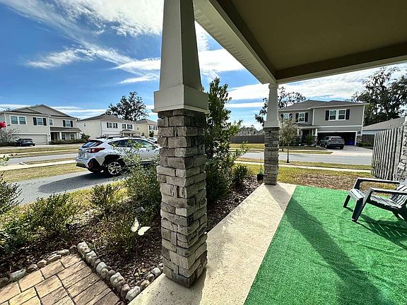 3rd image of 1442 NW 136th Blvd