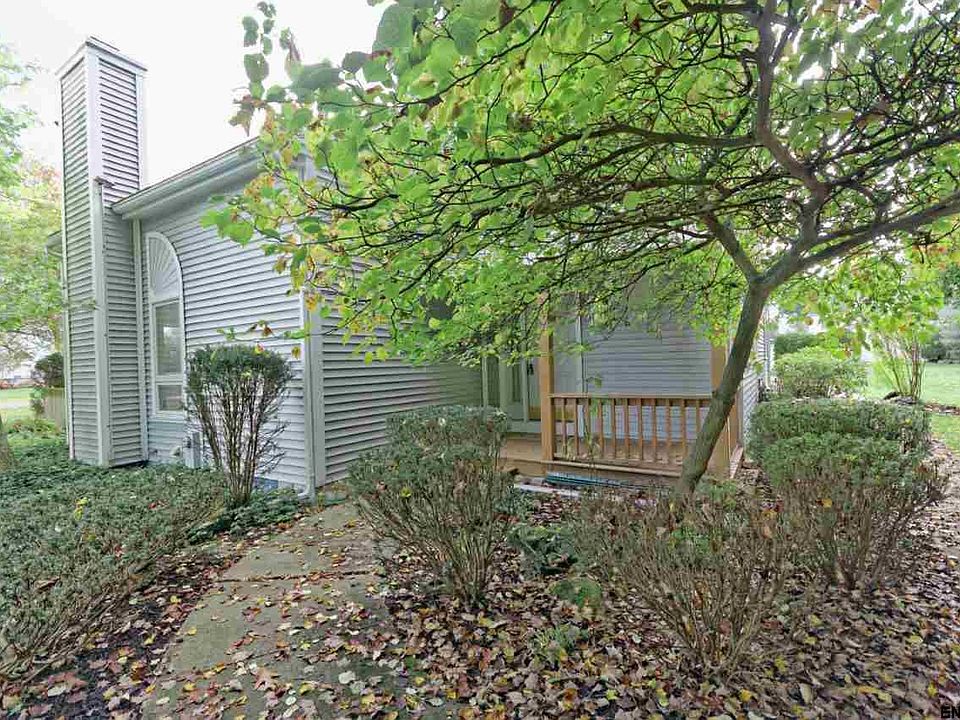 1st image of 63 Pepper Ln