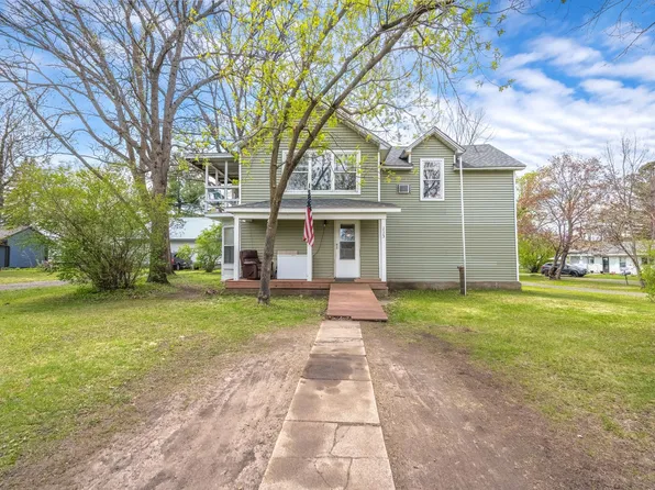 113 2nd St, Star Prairie, WI 54026