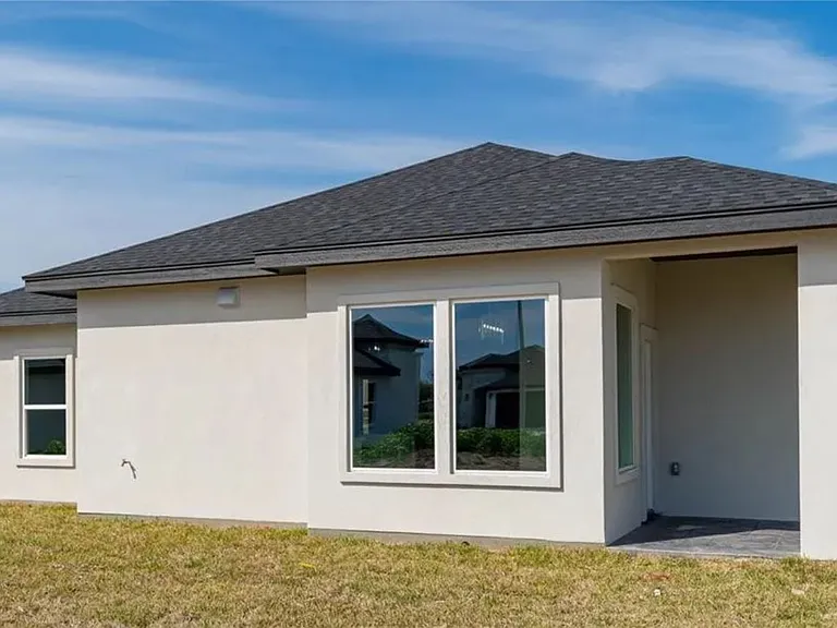 2700 E Comal Rd — Photo 14