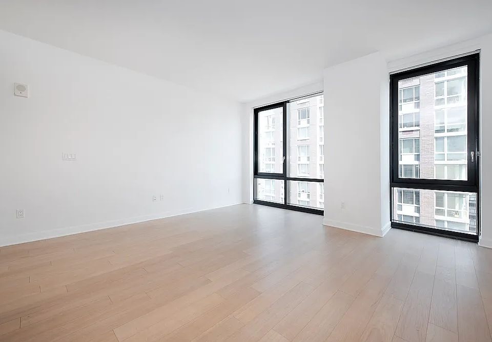 1st image of 21 W End Ave #1101