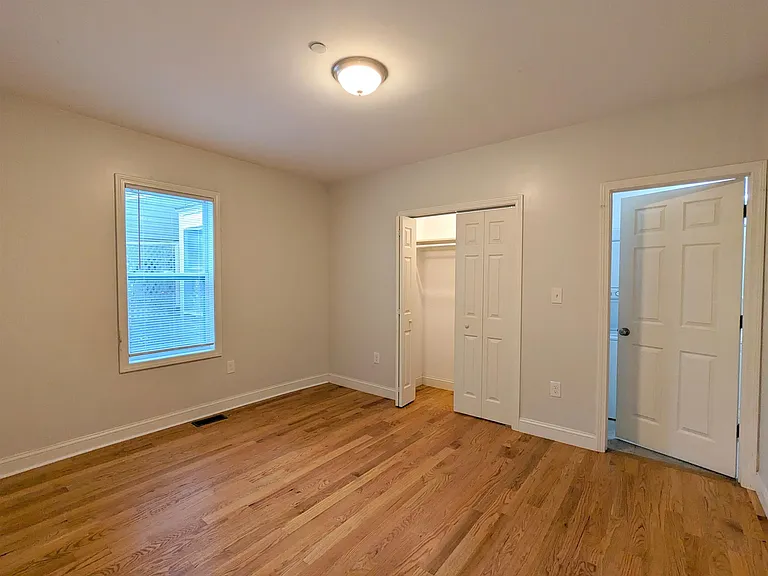 44 Cogswell Ave — Photo 5