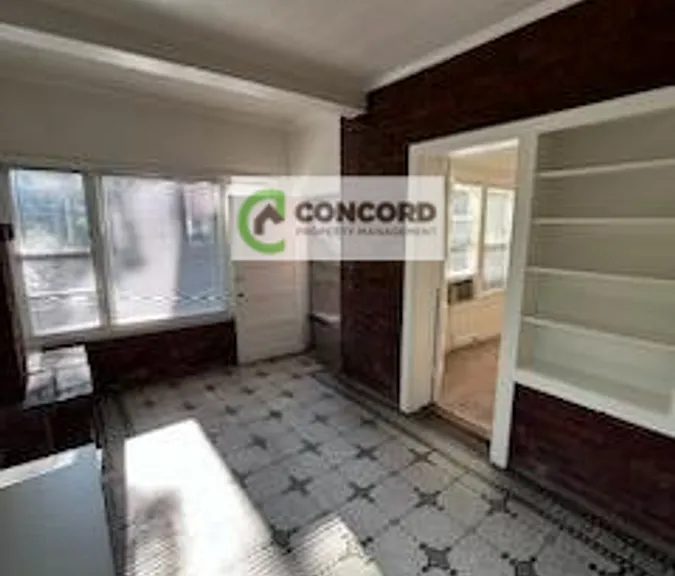 108 S Park Dr #6 — Photo 6