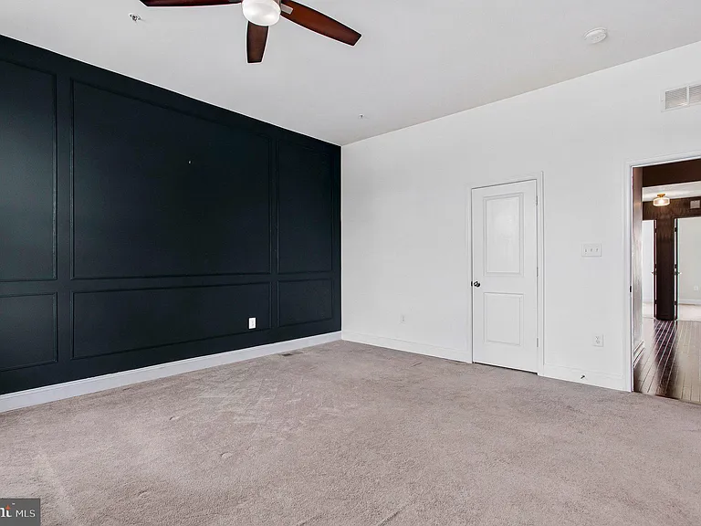 703 Skippers Ln — Photo 22