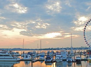 330 Brockton Rd, Oxon Hill, MD 20745