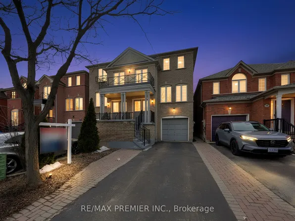 12 Yellowood Cir, Vaughan, ON L4J 8L9