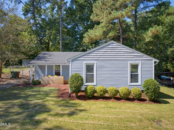 1106 Broadford Dr, Cary, NC 27511