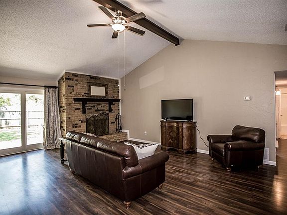 4th image of 3405 Palomino Dr